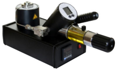 Calibration pump with heating for melt pressure sensors Calibration pump with heating for melt pressure sensors