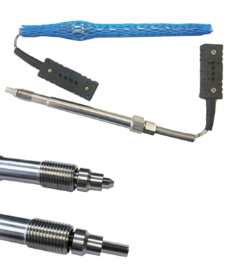 Melt temperature sensor with elliptical tip, adjustable polymer flow orientation